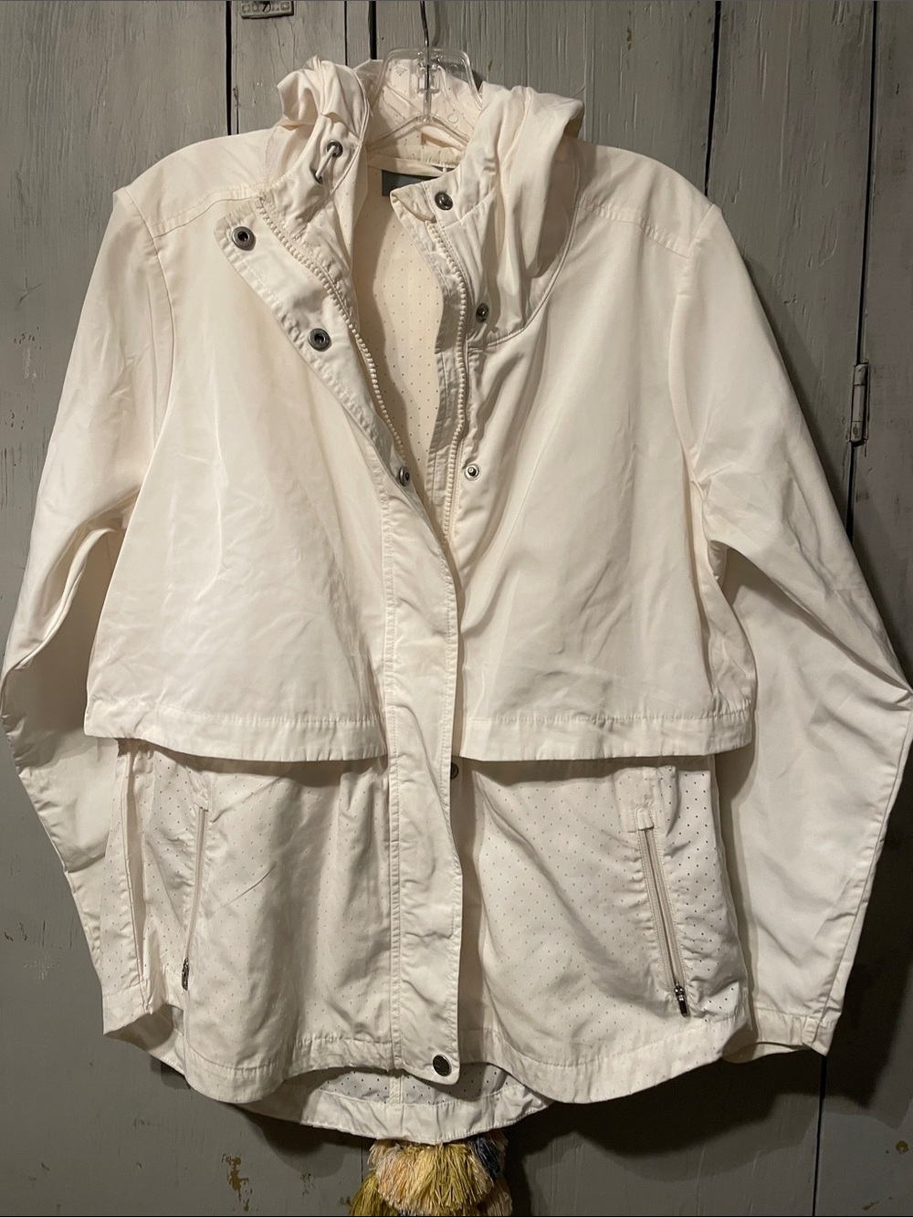 Athleta Cream Lightweight Hooded Utility Jacket